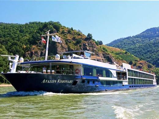 Christmastime From Vienna To Budapest Avalon Waterways