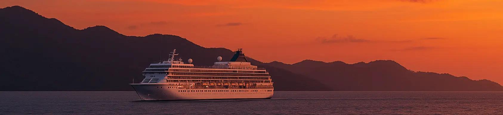 Hawaiian Island Cruises