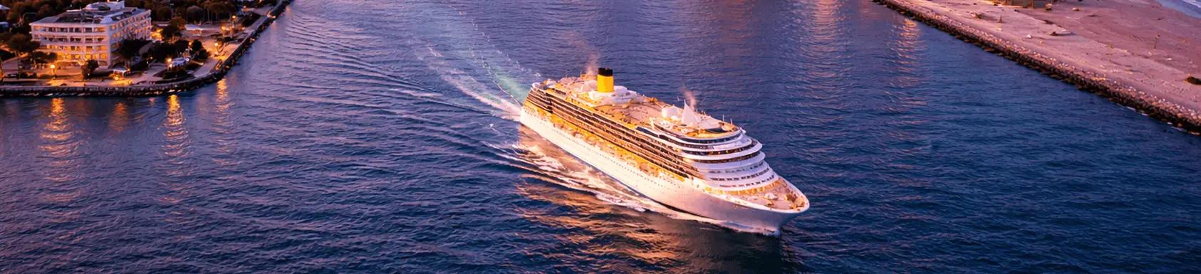 Cruises to Bahamas from Florida